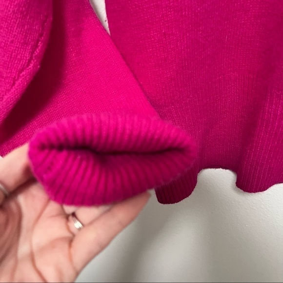 Vintage Yarn Works Lambswool and Rabbit Hair blend Barbie Pink Sweater S - Picture 14 of 14